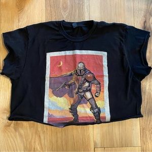Madalorian Women’s Cropped Shirt Size L